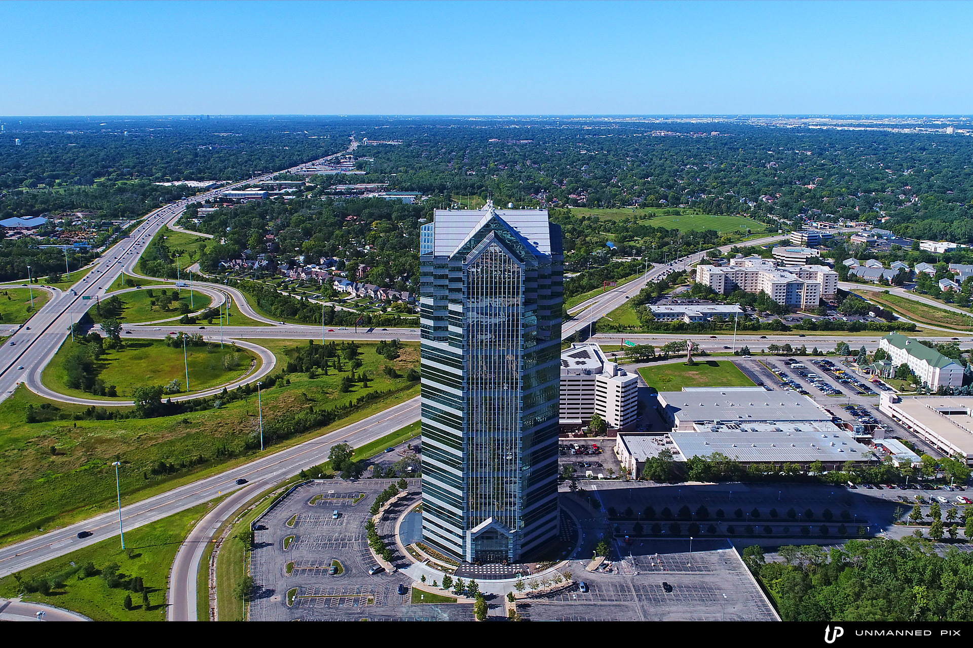 aerial view of the oakbrook terrace tower, facing north, photographed by jacob rosenfeld for unmannedpix.com